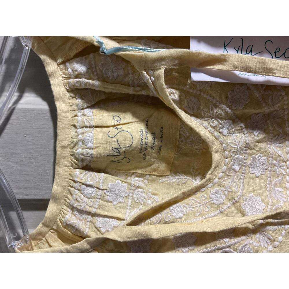 Kyla Seo Handmade  Butter Yellow  Linen Embroidered Top - Sm fits up to a Large - Picture 3 of 8